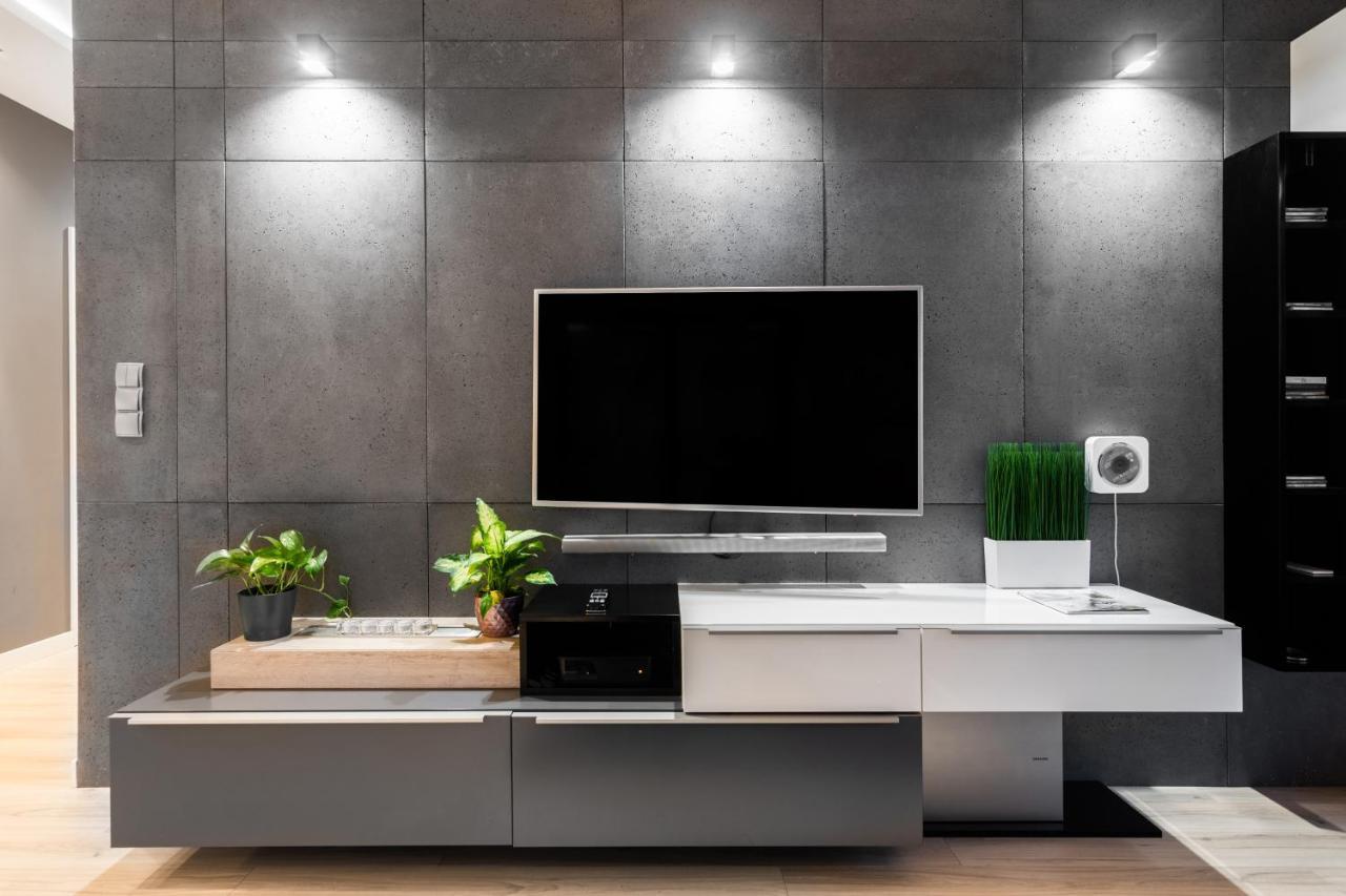 Elegant Business Accommodation With Parking - By Upstairs 克拉科夫 外观 照片